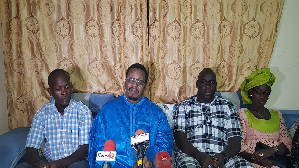 Vidéo/ Chérif Dia, Président national du mouvement « Macky Rek », claque la porte de la mouvance présidentielle