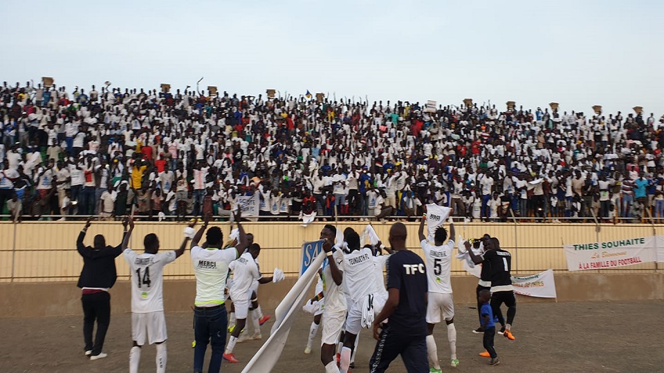 Vidéo/ Finale coupe du Sénégal à Thiès, le Ministre Matar Bâ annonce les travaux de réhabilitation du stade Maniang Soumaré