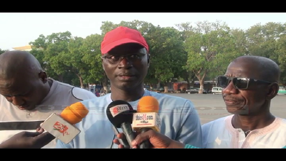 Vidéo/ Les aviculteurs déversent leur colère à Thiès et remettent un mémorandum au Préfet du département