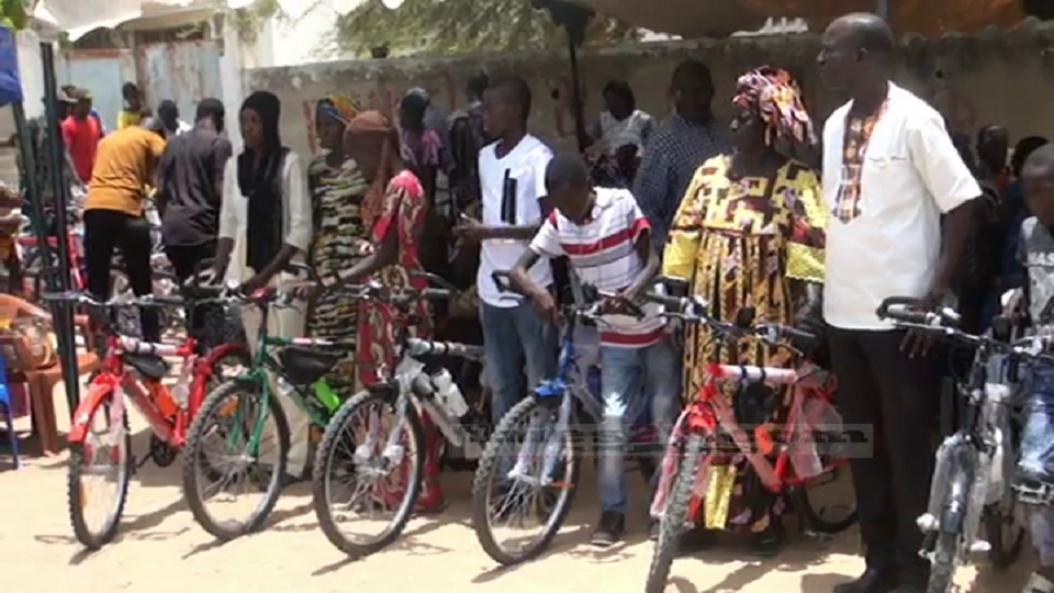 Vidéo/ Mont-Rolland célèbre ses meilleurs élèves et vise le rang de leader dans le département de Tivaouane