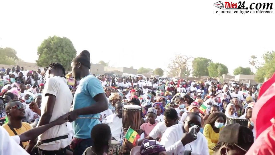 Vidéo/ BBY Thiès en démonstration de force à Tassette, avec le Maire Mamadou Thiaw, Secrétaire Exécutif du PNDL