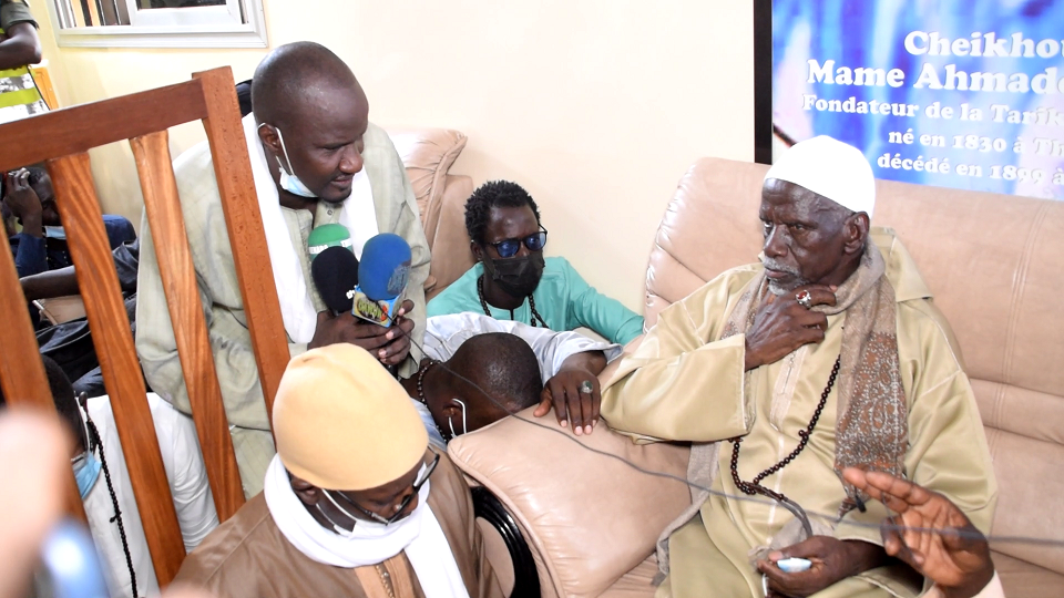 Vidéo/ Le premier message de Serigne Assane Seck, nouveau Khalif de Thiénaba, devant la famille d’Amary Ndack Seck