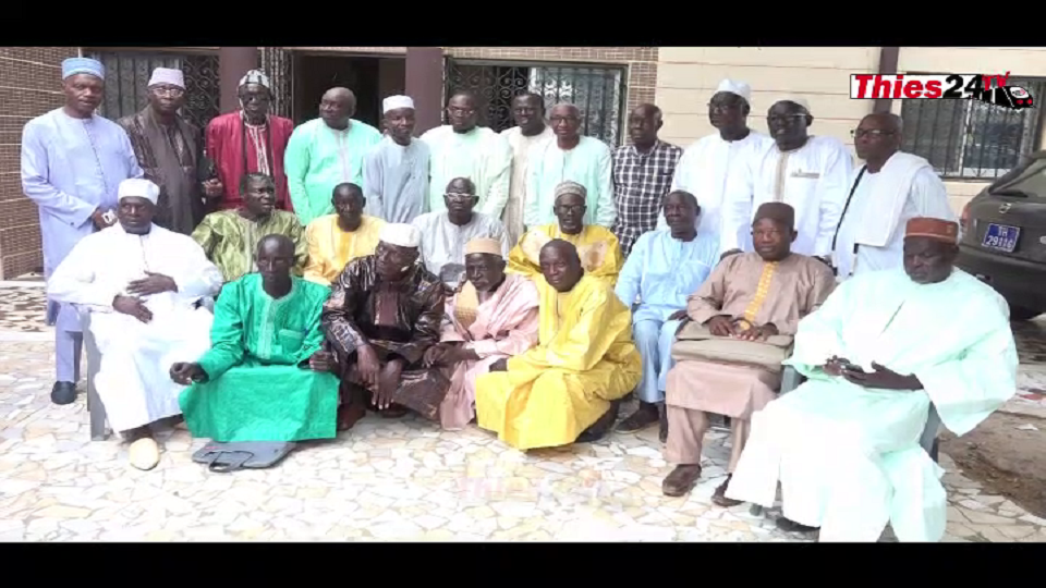 Vidéo/ Retrouvailles 40 ans après, la 6 ème promotion de l’Ecole Normale Régionale Demba Diop de Mbour, chez Babacar Pascal Dione à Thiadiaye