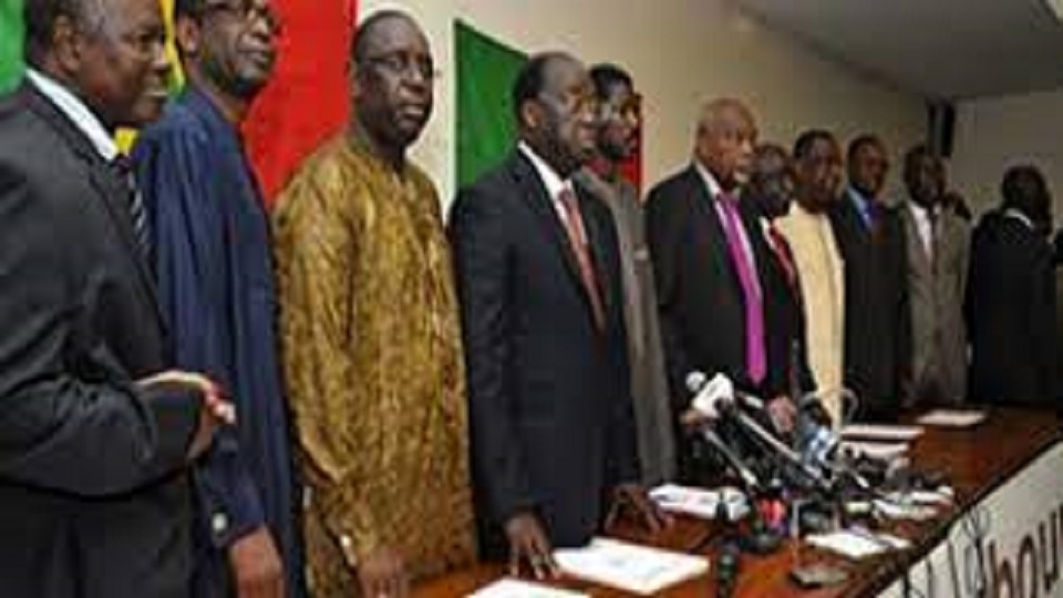 Chronique du lundi « Sans permission »/ Et si on refusait d’être reflué par le landerneau politique. (Par Cheikh Fall journaliste).