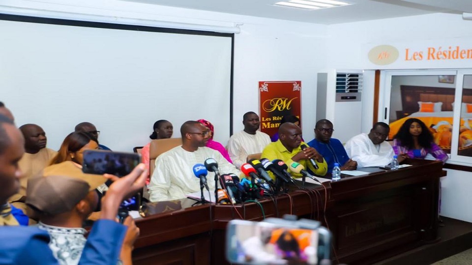 La Plateforme d’Action pour la Sauvegarde de la République (PARÉ) invite Ahmed Aidara à revisiter l’histoire des Présidents de l’Assemblée nationale