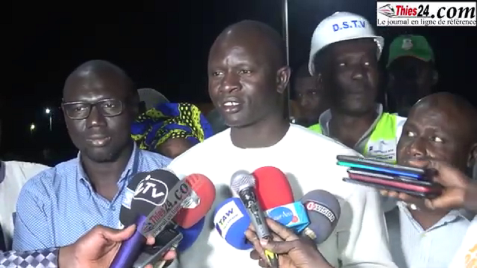 Vidéo/ Dr Babacar Diop Maire de Thiès, en guerre contre la fraude, la corruption et l’évasion fiscale au niveau de l’état civil