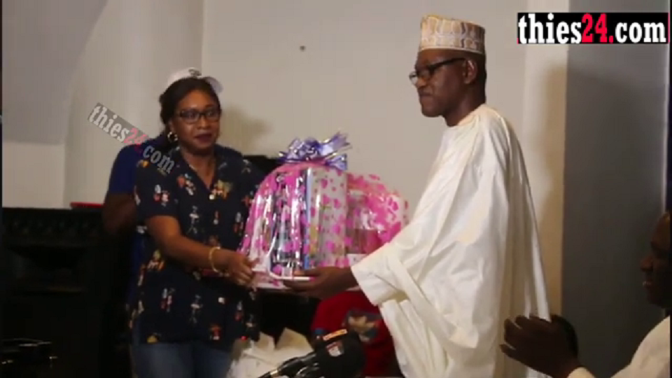 Vidéo/ Départ à la retraite, l’artiste comédien Samba Ndiaye, célébré par la Poste