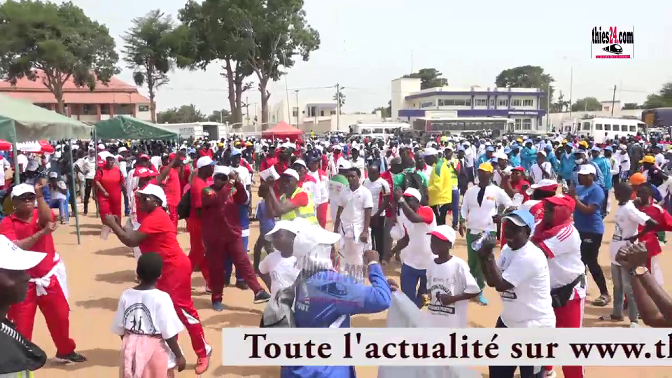 Vidéo/ Célébration de la journée internationale du sport à Tivaouane, une randonnée nationale suivie de ziar