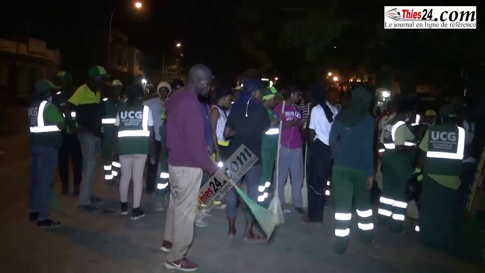 Vidéo/ Jour de Tabaski, la Société nationale de gestion intégré des déchets (SONAGED) procède au nettoiement nocturne à Thiès