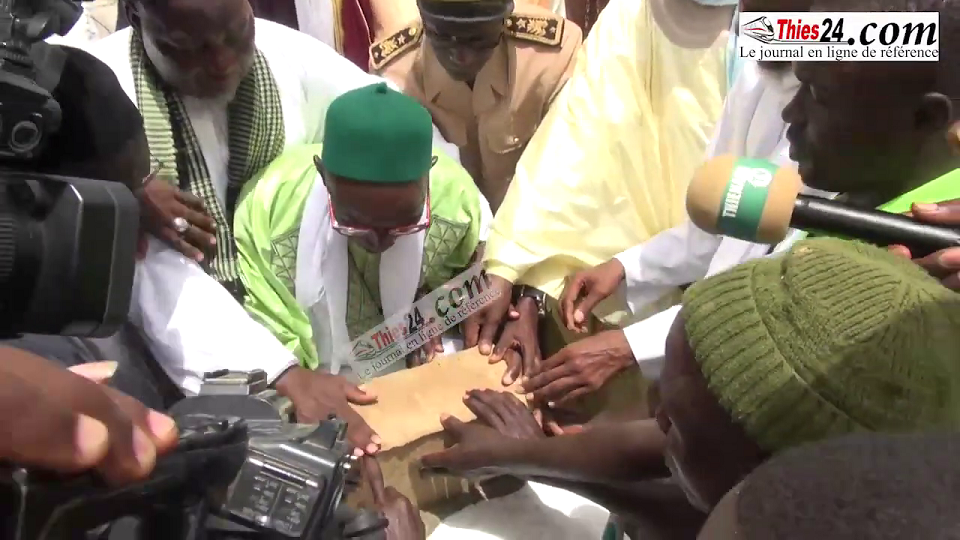 Vidéo/ Pose de la première pierre du complexe abritant l’Institut Islamique Ahmet Sakhir Lô à Thiénaba