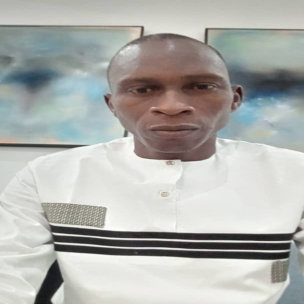 Assane Mbaye répond à Lamine Ngom: »En tant que militant de l’APR, je souhaite réagir aux propos que vous avez tenus à l’encontre de Mbaye Dione »