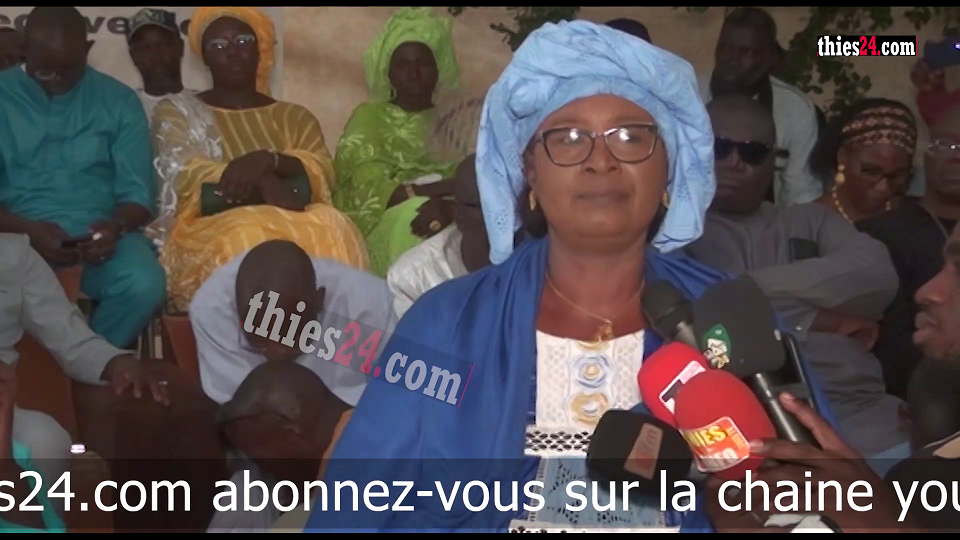 Vidéo/ Massification de l’AFP dans la région de Thiès, la responsable des femmes tresse des lauriers à Mbaye Dione