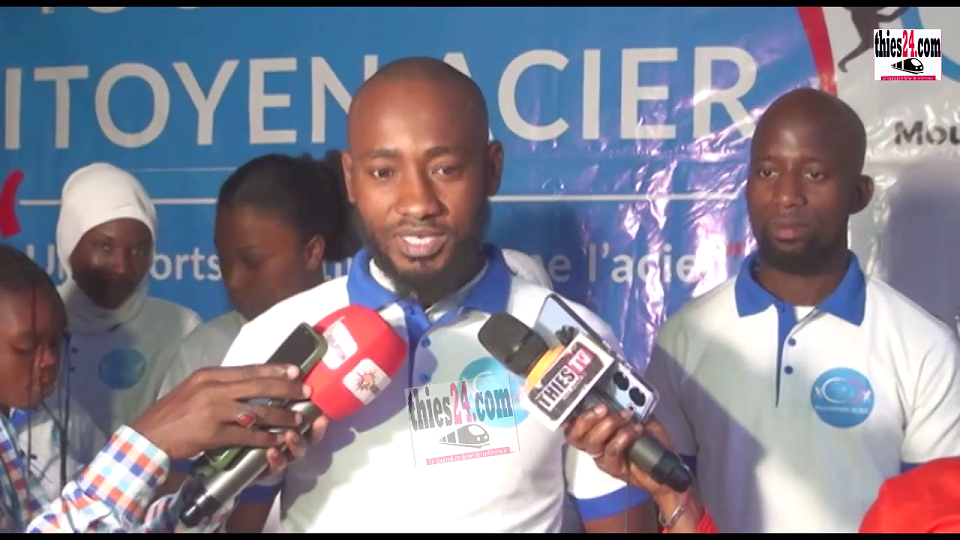 Vidéo/Le mouvement citoyen Acier offre des fournitures scolaires à Thiès