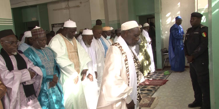 Vidéo/ Prière des deux rakkas de la korité à la mosquée Iba&rsquo;adou Rahmane de Thiès