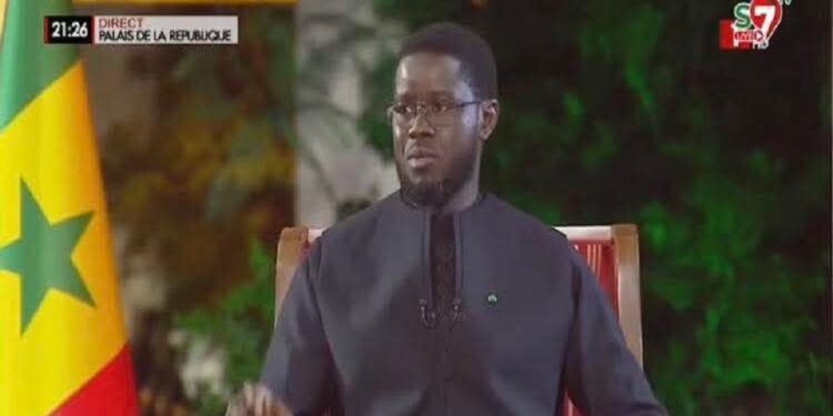 Vidéo/ Le Président Bassirou Diomaye Faye face à la presse (4 avril 2024)