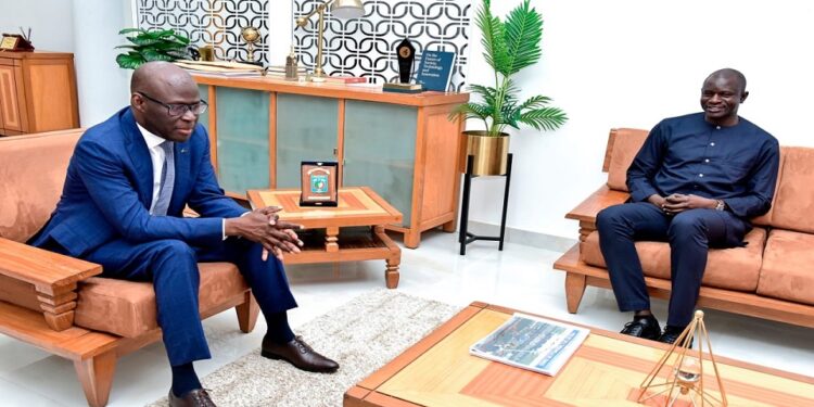 Vidéo/ Visite de Dr Babacar Diop Maire de Thiès à l’AIBD, vers un partenariat gagnant-gagnant