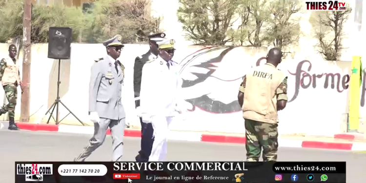 Vidéo/ 4 Avril à la Place Mamadou Dia, l&rsquo;arrivée du Gouverneur et du Préfet de Thiès