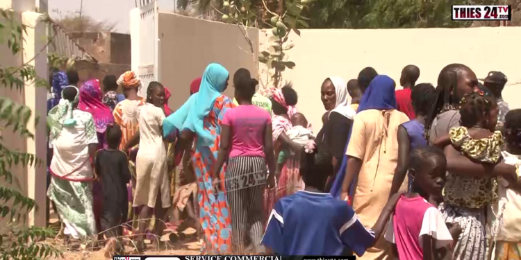 Vidéo/ Mauvaise qualité de service, les usagers du forage de Ndiné se révoltent contre Senelec