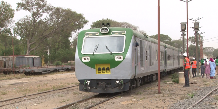Vidéo/ Gare de Thiès, départ du premier train pour la ziara générale de Tivaouane