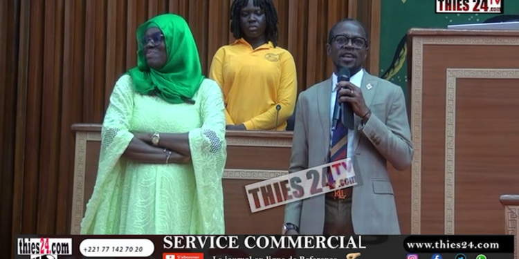 Vidéo/Assemblée, les étudiants de l’Université Numérique de Thiès, devant le député Abdou Mbow