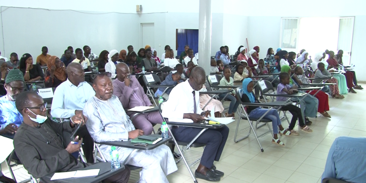 Vidéo/Leçon d’essai au CRFPE de Thiès, une innovation apportée par Nalla Ndiaye nouveau Directeur