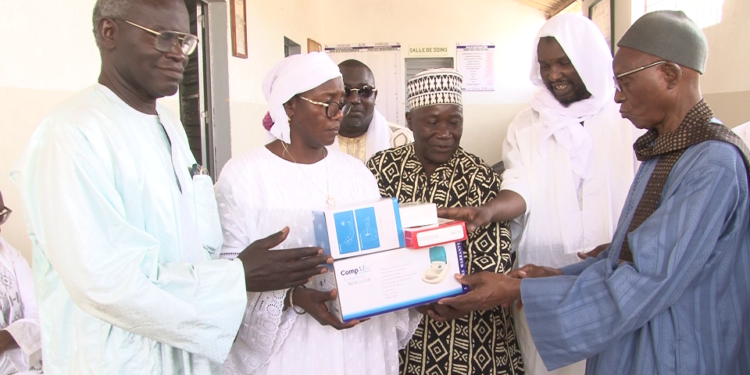 Vidéo/ L&rsquo;association « Euttou Ndioba » offre du matériel médical au poste de santé de Grand Thiès