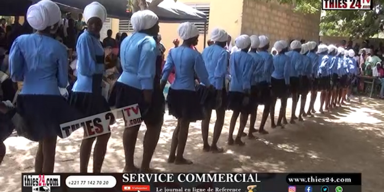 Vidéo/ Journée culturelle du CEM de Nguinth, la prestation des majorettes