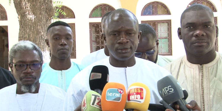 Vidéo/Dr Babacar Diop Maire de Thiès après la prière: « Imam Ndiour a rappelé aux politiciens leurs responsabilités »