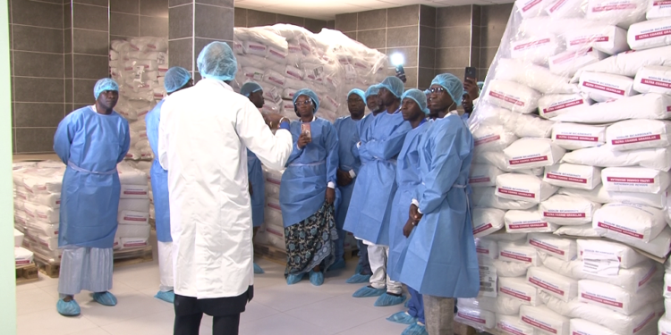 Vidéo/Réduction du coût de la dialyse, une usine de production de consommables installée à Pout