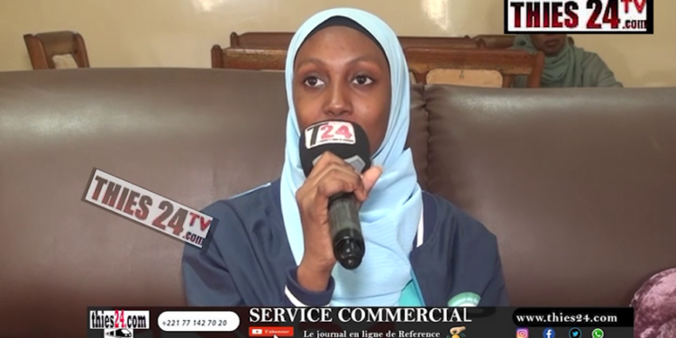 Vidéo/Confidences de Zeynab Kassé 1ère du centre Lycée Malick Sy BAC S2 avec la mention Bien