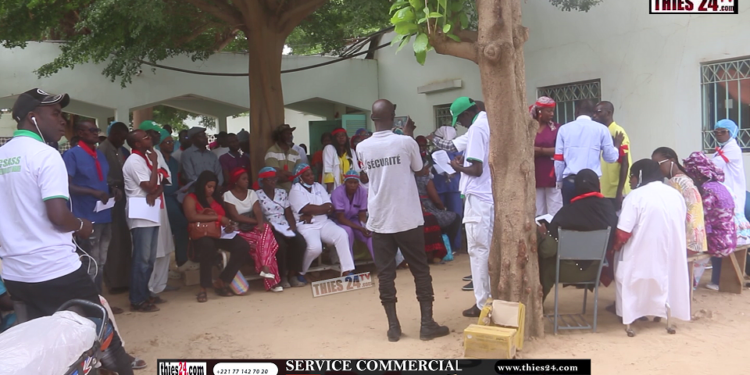 Vidéo/ La grosse colère des travailleurs de l’hôpital Dabakh de Tivaouane