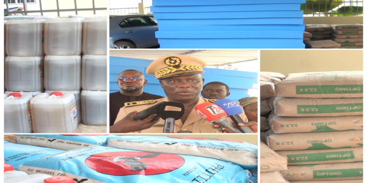 Vidéo/ Réception de riz, huile, ciment, matelas, pour les victimes des inondations à Thiès.