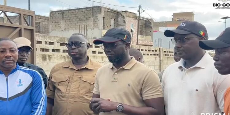 Vidéo/Inondations: La descente du Pr. Diomaye dans les zones sinistrées de Thiaroye