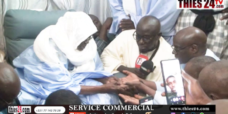 Vidéo/ Thierno Alassane Sall Président de la RV reçu par Serigne Mountakha Bassirou