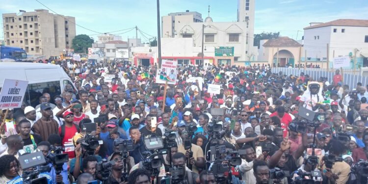 Marche nationale, « Rappel à l’ordre » réussit le pari de la mobilisation