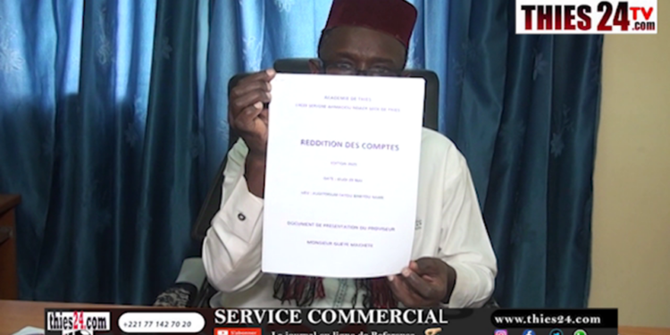 Vidéo/AG du personnel du LANS, le Proviseur se soumet à la reddition des