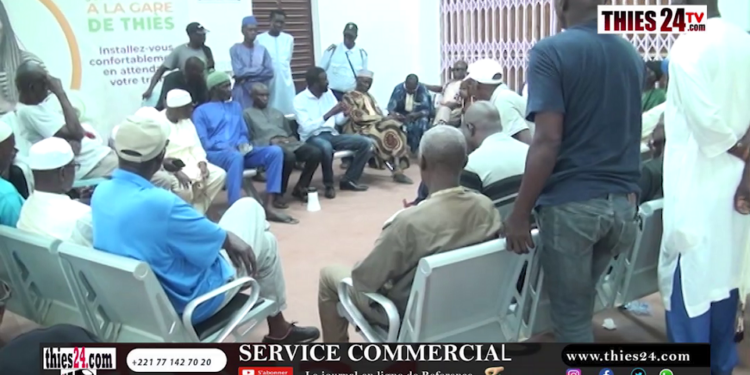 Vidéo/ Blocage des trains, nuits passées à la gare ferroviaire, les cheminots retraités suspendent leur mot d&rsquo;ordre