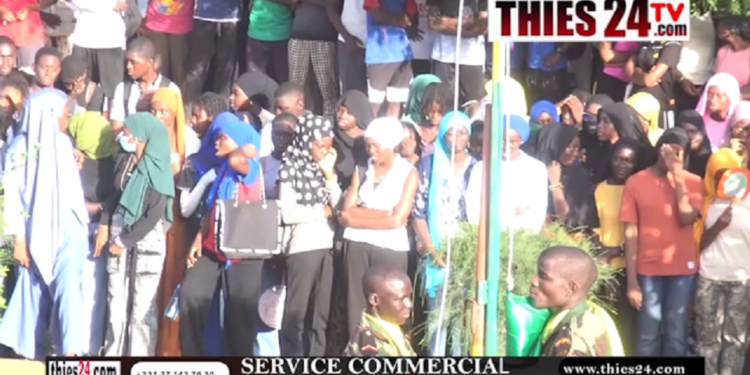 Vidéo/Levée des couleurs au Lycée Malick Sy et travaux d&rsquo;intérêt général
