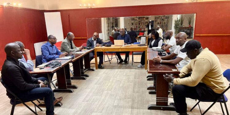 Naissance d’un front qui réunit l’opposition sénégalaise et la société civile en France