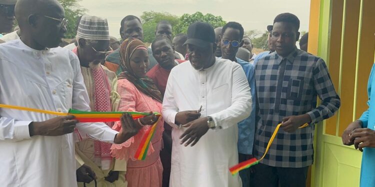 Vidéo/ Mamadou Ndoye Bane Maire de Pire offre un poste de santé aux populations Ndiégueth