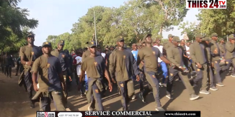 Vidéo/ La semaine des Forces Armées clôturée à Thiès par une randonnée pédestre