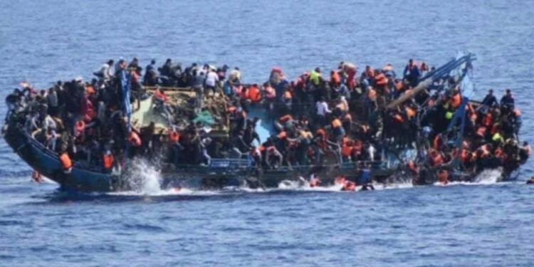 96 migrants secourus par la Marine nationale au large de Saint-Louis