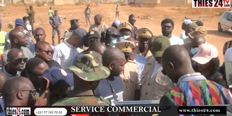 Vidéo/ Visite du Ministre Balla Moussa Fofana sur le site de Mbour 4