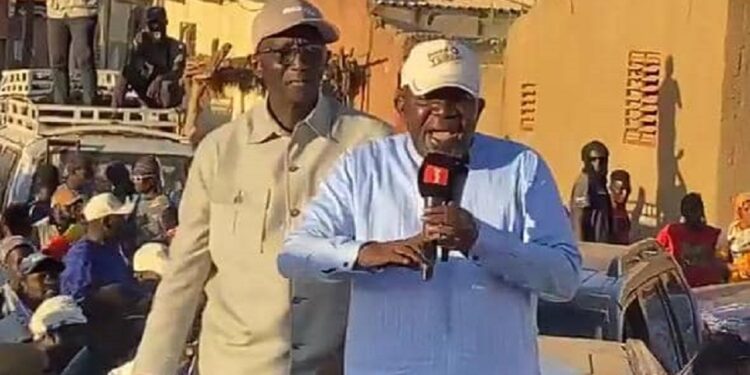 Le FDR et la Nouvelle Responsabilité « engagent un échange fructueux sur la situation nationale »