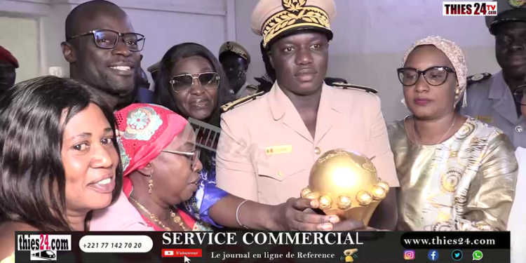 Vidéo/ Les autorités administratives, à l&rsquo;accueil du trophée de la CAN à Thiès