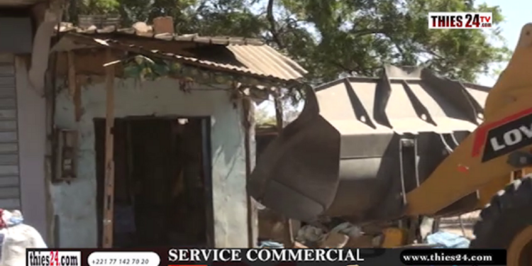Vidéo/ Déguerpissement des occupants de l’emprise ferroviaire (marché Sahm Thiès)