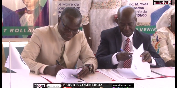 Vidéo/Signature d&rsquo;une Convention entre l&rsquo;Université de Thiès et la commune de Mont-Rolland