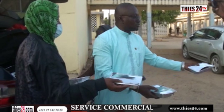 Vidéo/ Solidarité ramadan, Abdou Bâ Ndiéguène offre le ndogou aux malades de l’hôpital régional