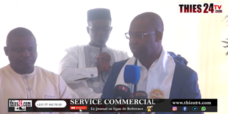 Vidéo/La médaille de la dignité décernée au regretté Serigne Saliou Touré et au Khalif Serigne Mounirou