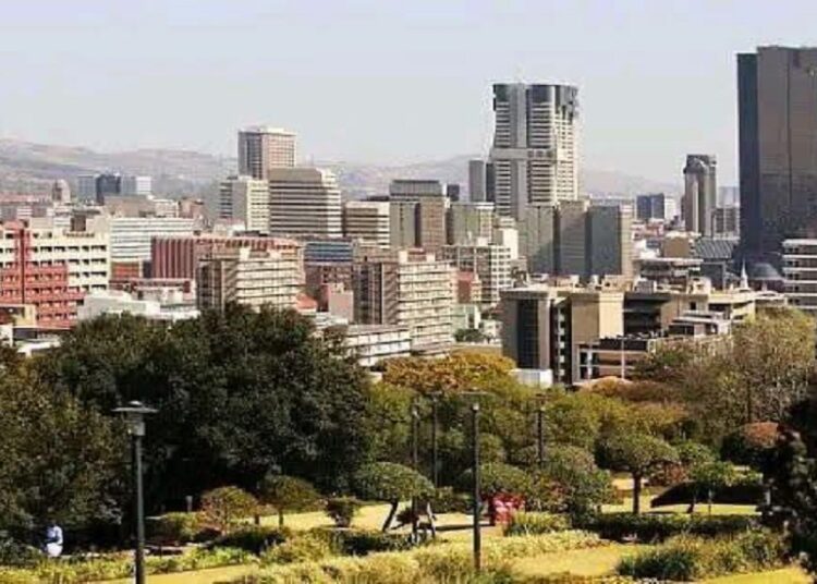 5 villes africaines où posséder un logement est plus avantageux que d’être locataire en 2026